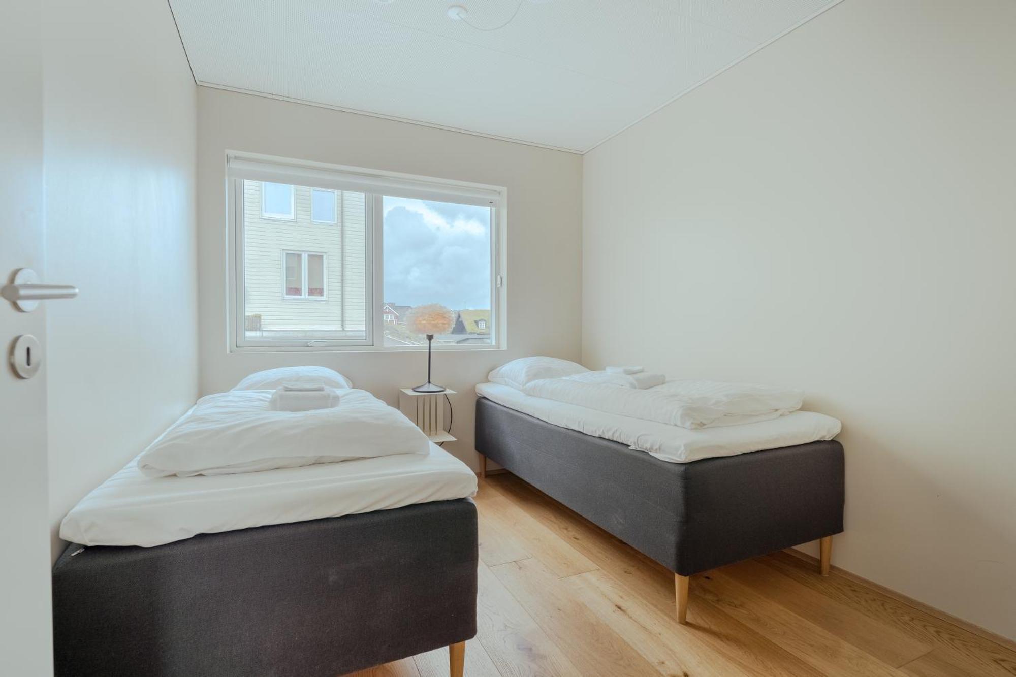 New Three Bedroom Townhouses With Sea View Tórshavn Eksteriør billede